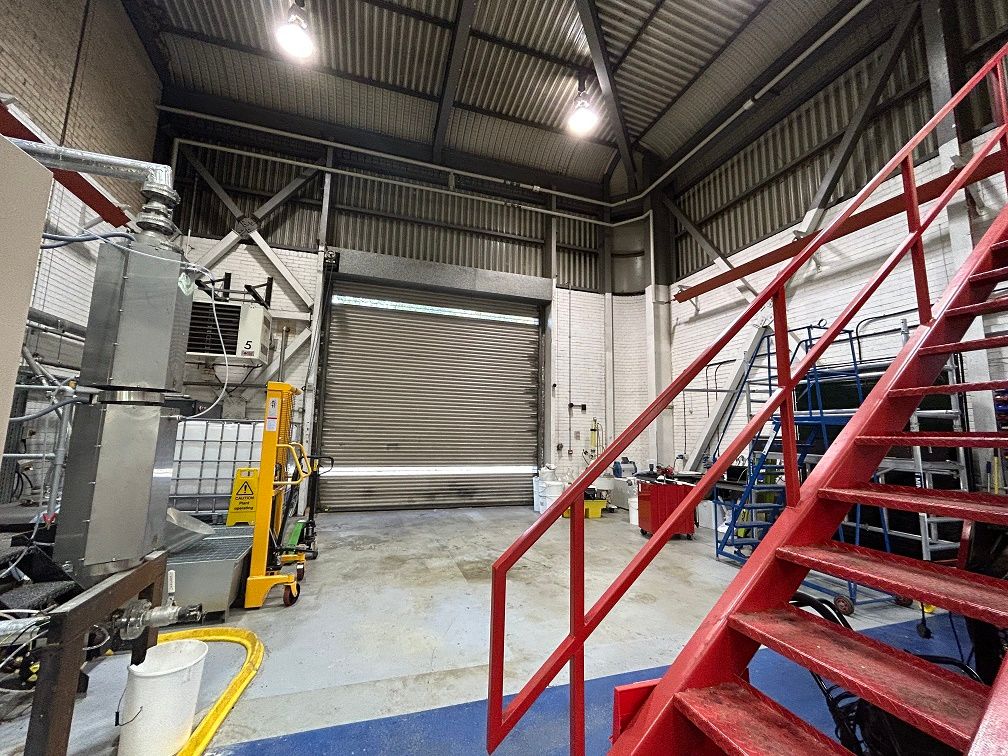 Property photo 3 of 7 Photo 6