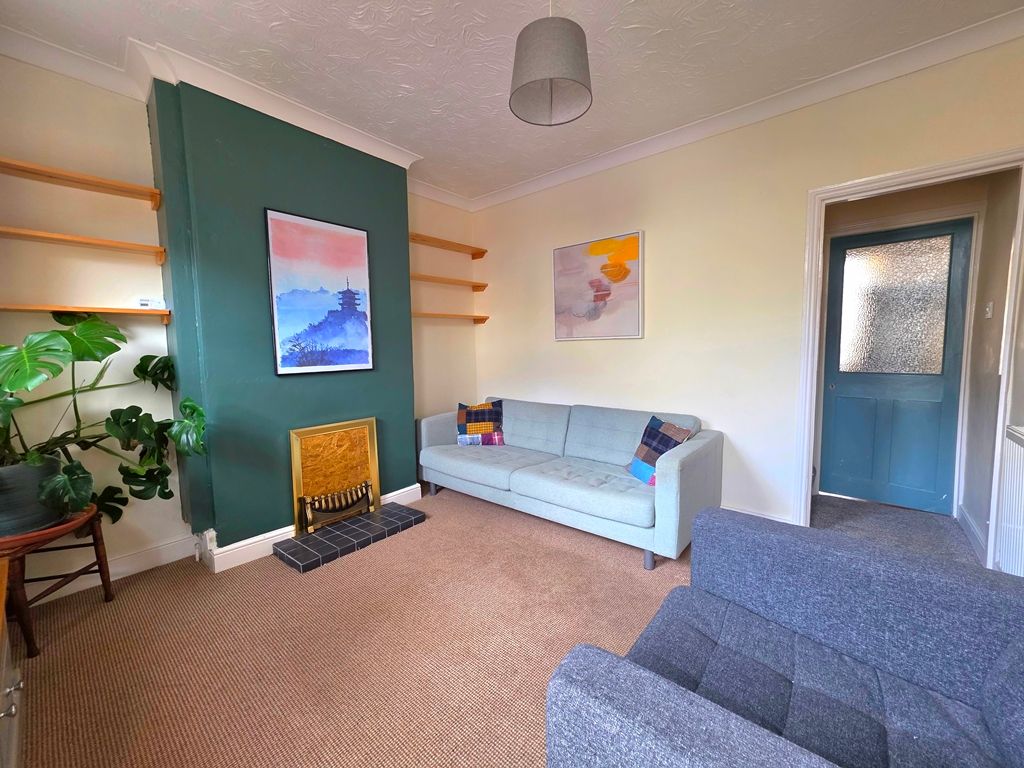 Property photo 2 of 21
