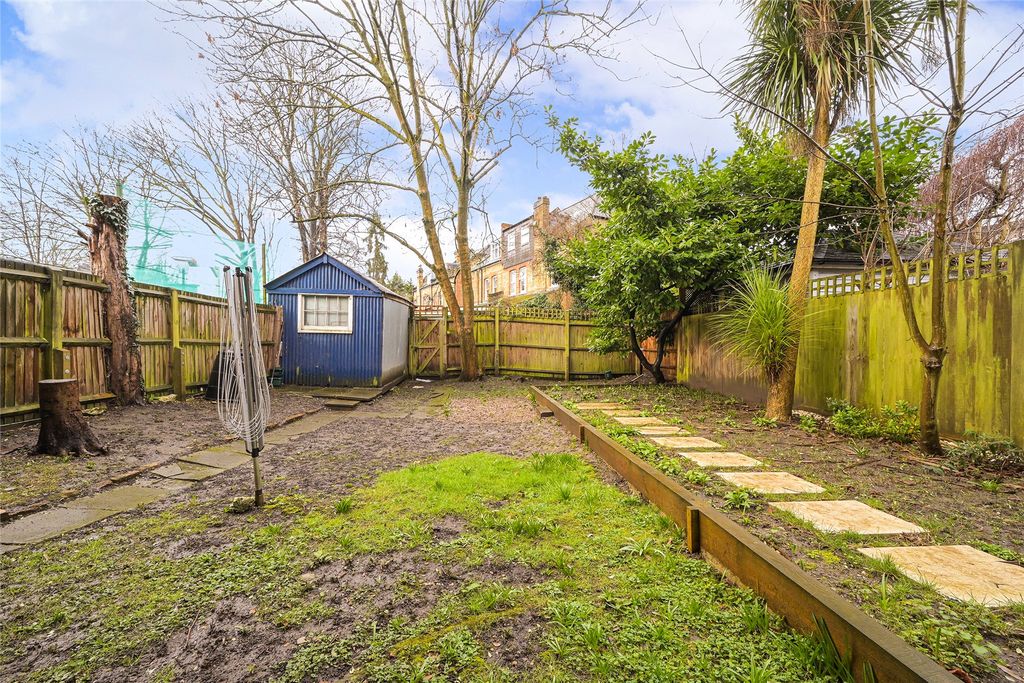 Property photo 3 of 13 Picture No. 22