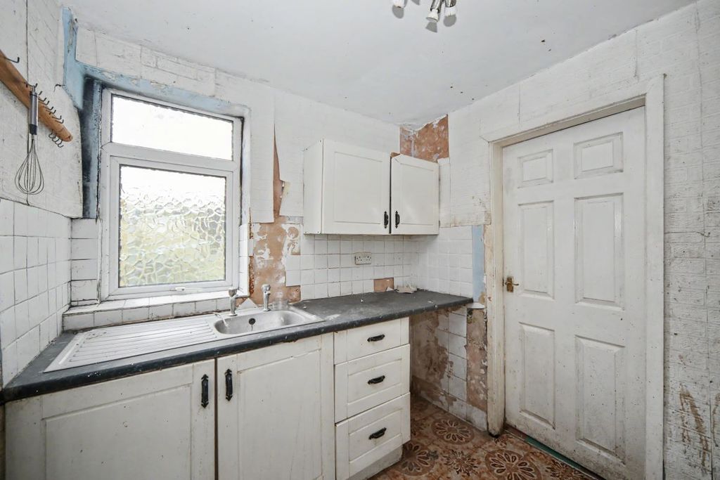 Property photo 2 of 10 Image 2