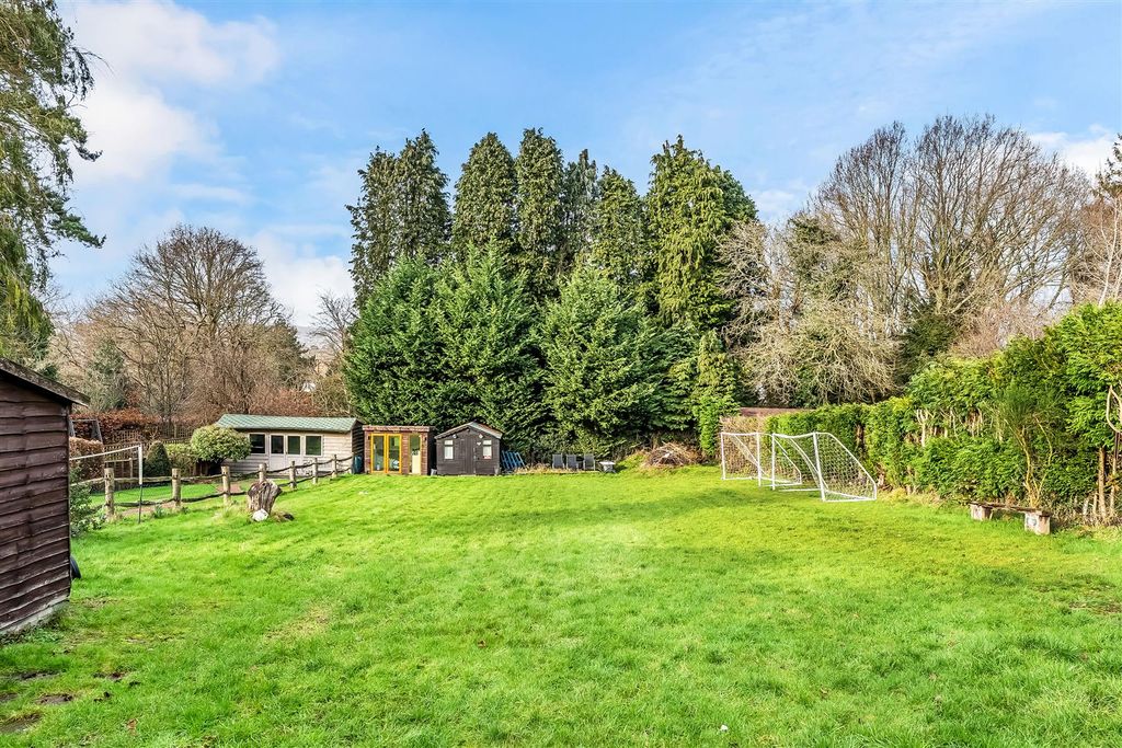 Property photo 2 of 26 5-Westerham-Road-29.Jpg