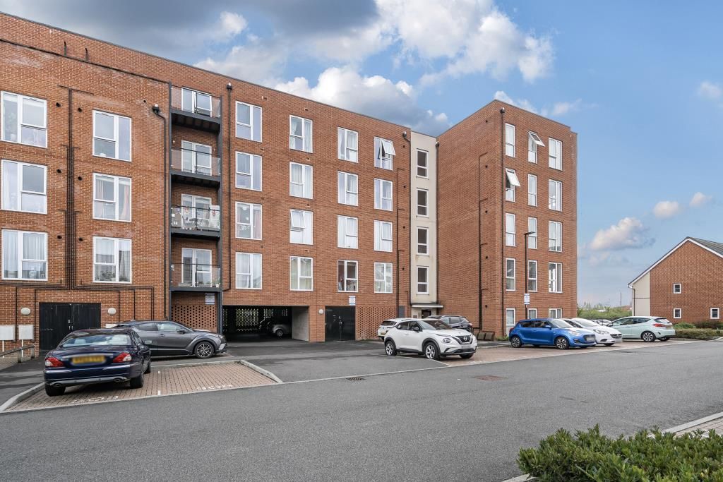 Property photo 1 of 14 External View