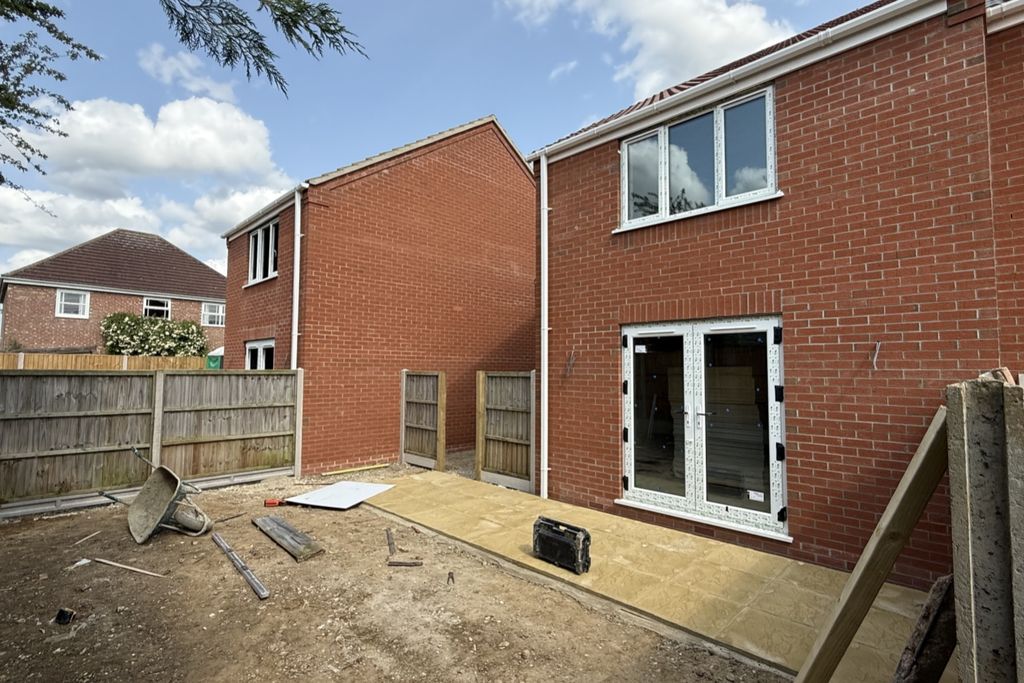 Property photo 3 of 4 Img_7106