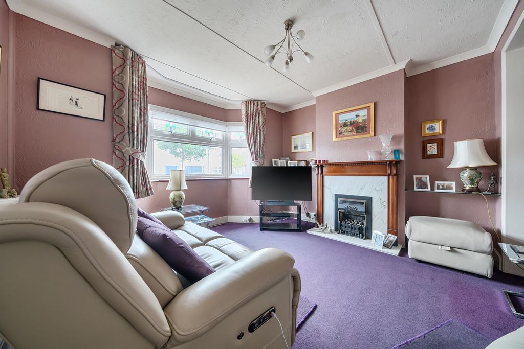 Property photo 2 of 13 Reception