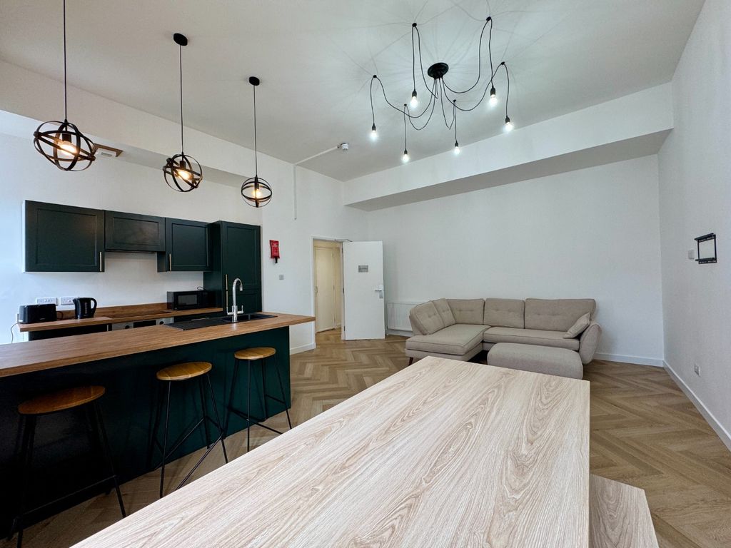 Additional image 4 of 3 bed flat to rentSpital, Old Aberdeen, Aberdeen AB24