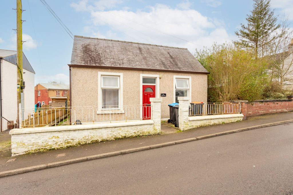 Property photo 1 of 18 Front View