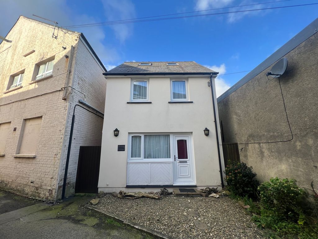 Property photo 1 of 16