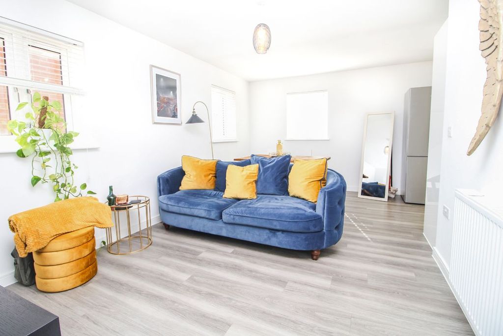 Additional image 8 of 1 bed flat for saleFlat, Beauvais Avenue, Shortstown MK42