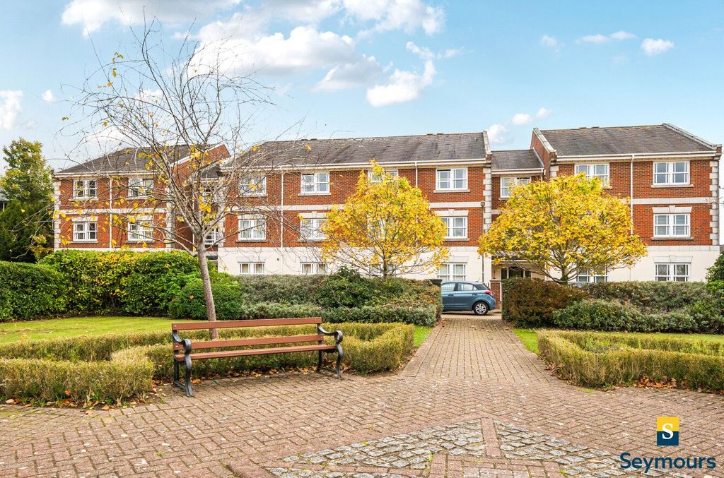 Property photo 1 of 15 Front Aspect