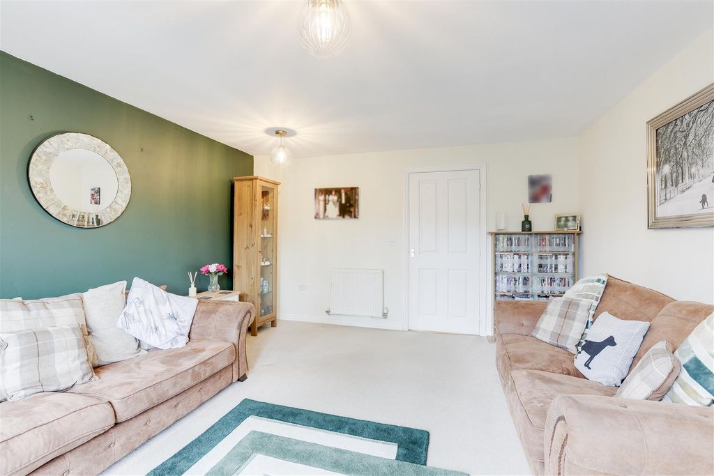 Property photo 3 of 24 Img_6561-Img_6565 Copy.Jpg