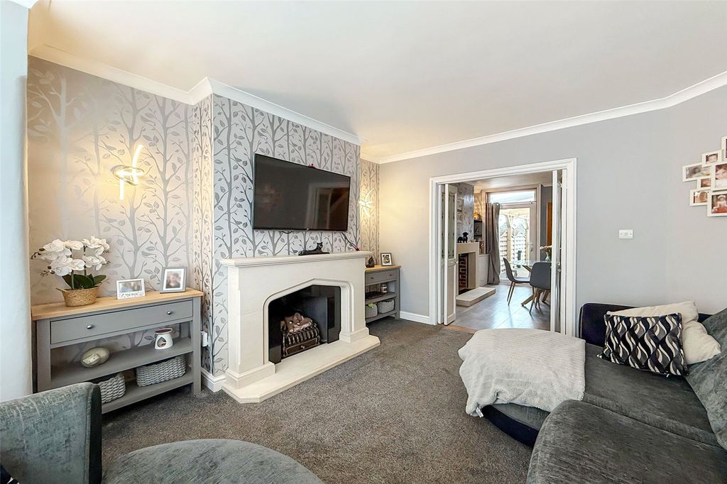 Property photo 3 of 18 Picture No. 15