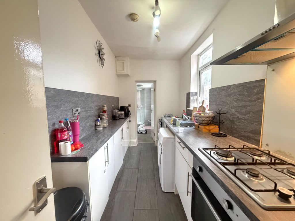 Property photo 2 of 6 0332E7d0-d5cc-4c81-A82A-d4533Ac33185