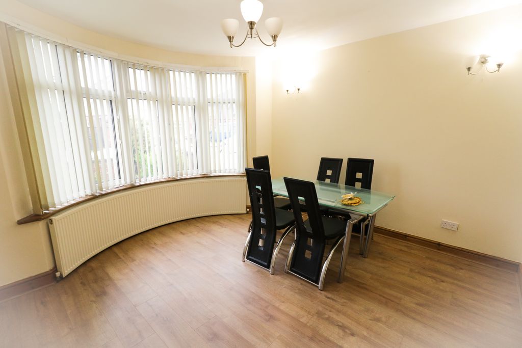 Property photo 2 of 10 Na