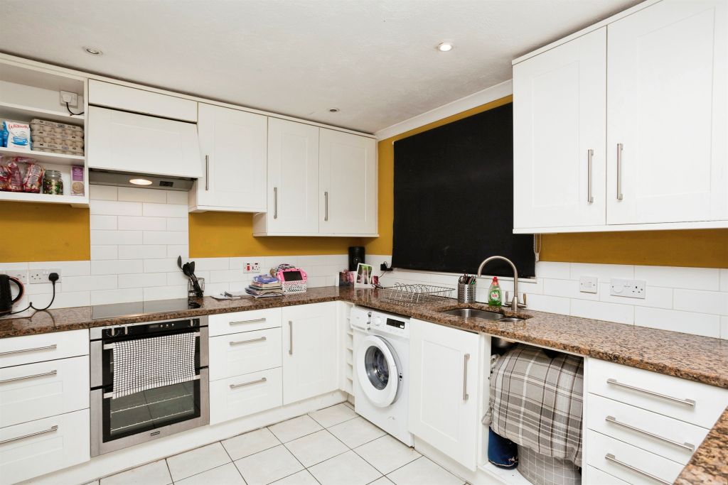 Property photo 3 of 15
