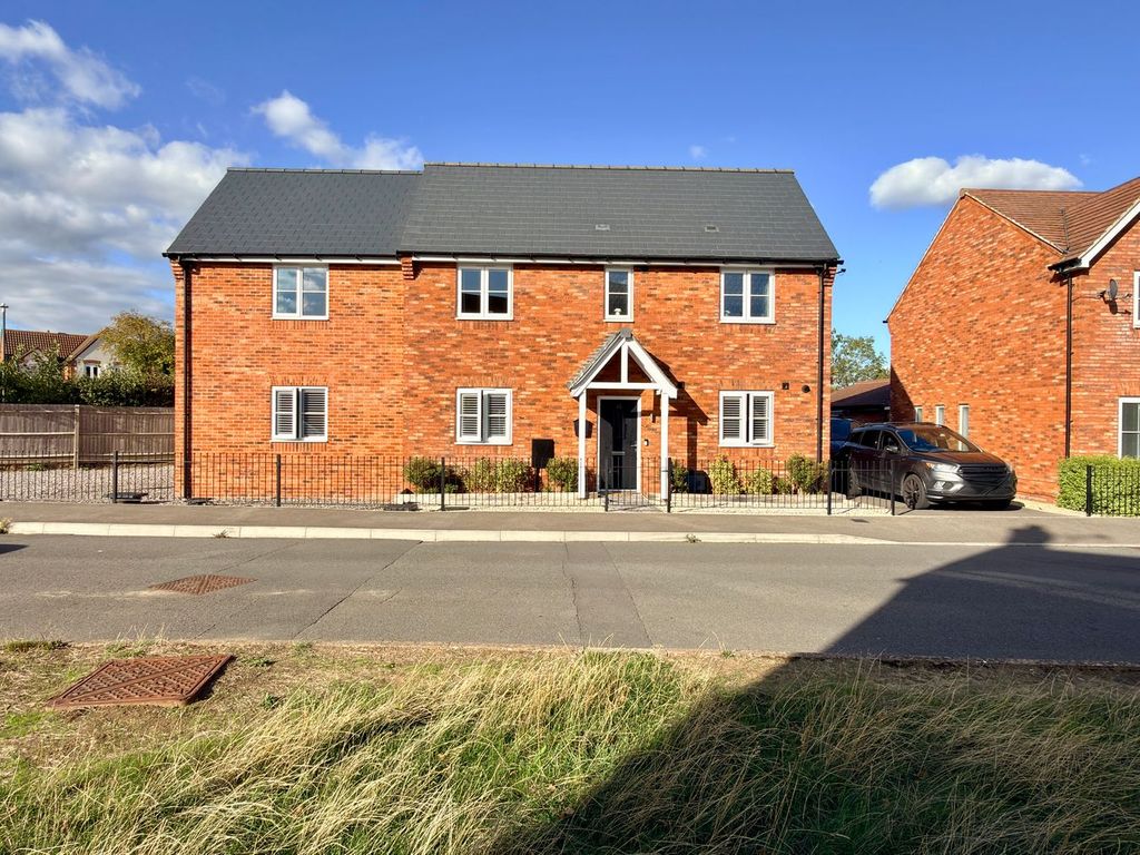 Property photo 2 of 19