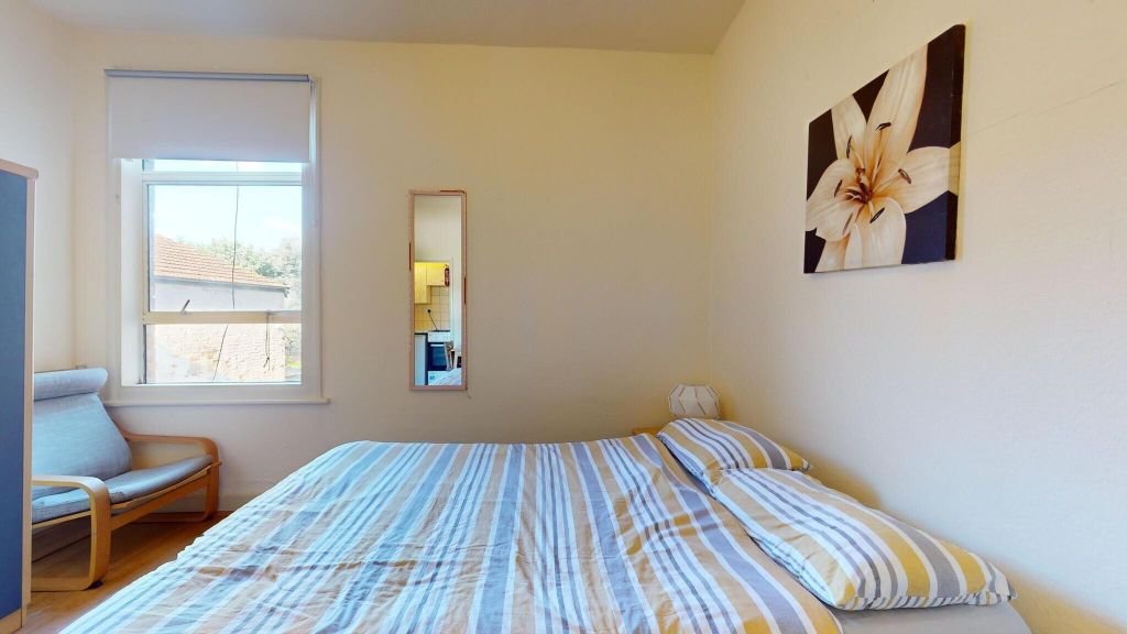 Property photo 3 of 7 Bedroom