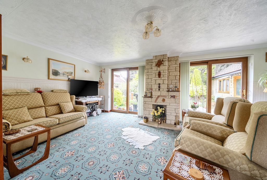 Property photo 2 of 25 1433336-8-69d7B4F...