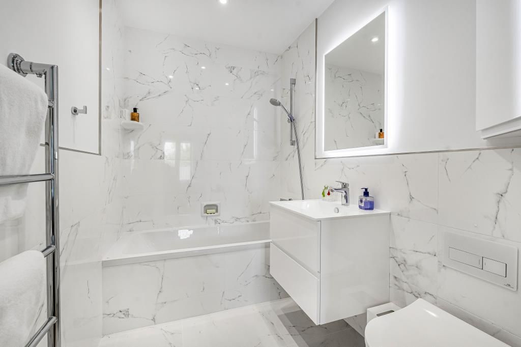 Additional image 15 of 2 bed flat for saleBroad Street, Ely CB7