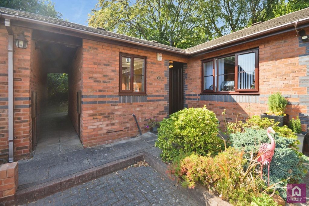 Property photo 1 of 13 Front