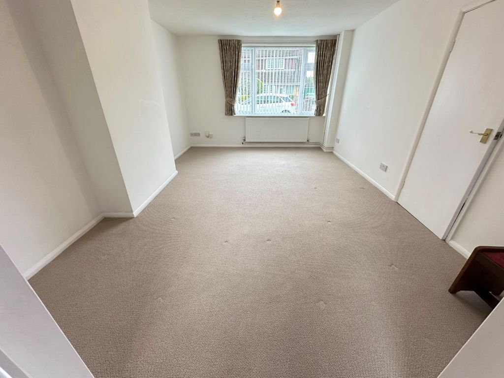 Property photo 3 of 21 4558913