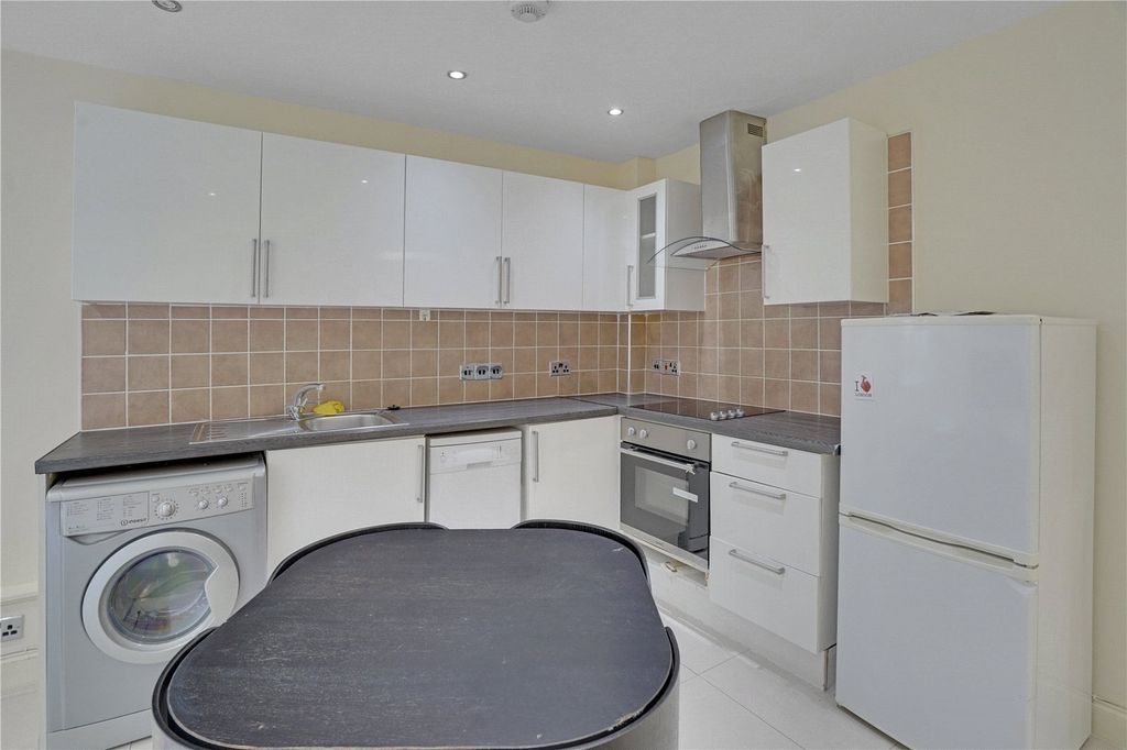 Property photo 2 of 14 Picture No. 08