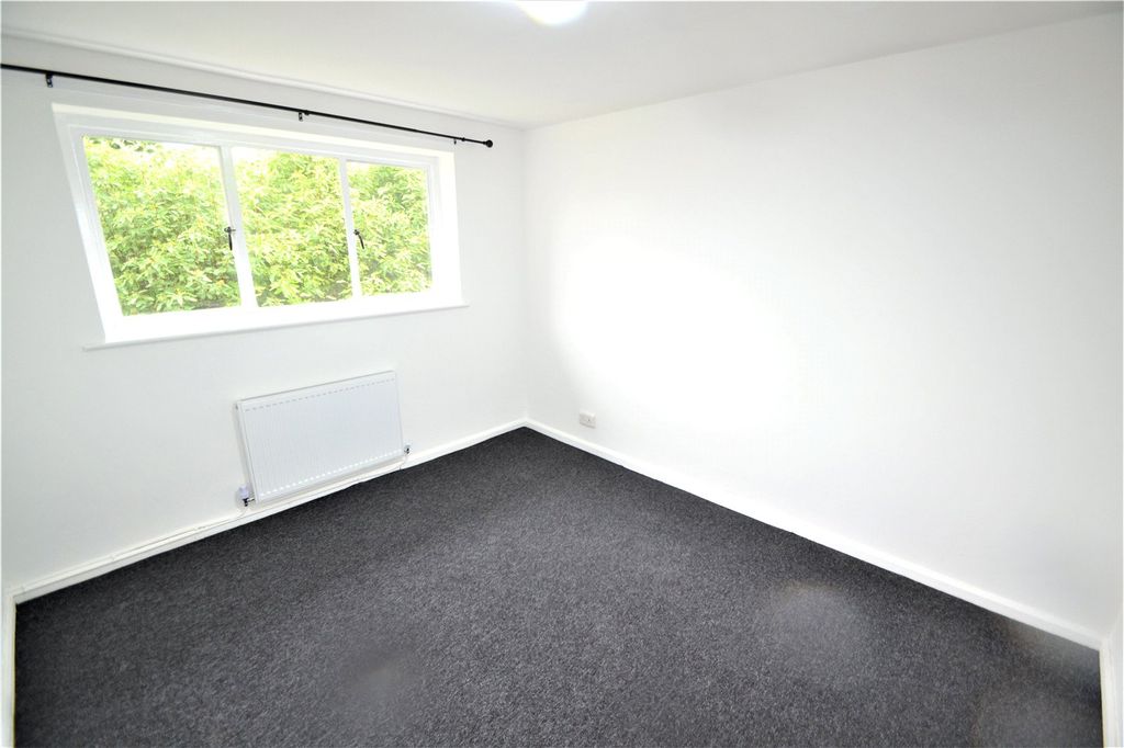 Property photo 3 of 6 Picture No. 02