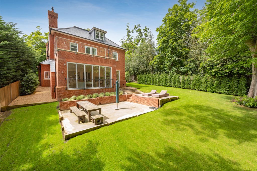 Property photo 1 of 33 Image