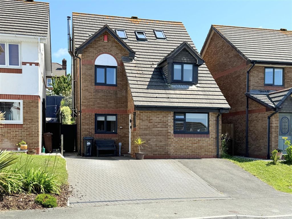 Property photo 1 of 26