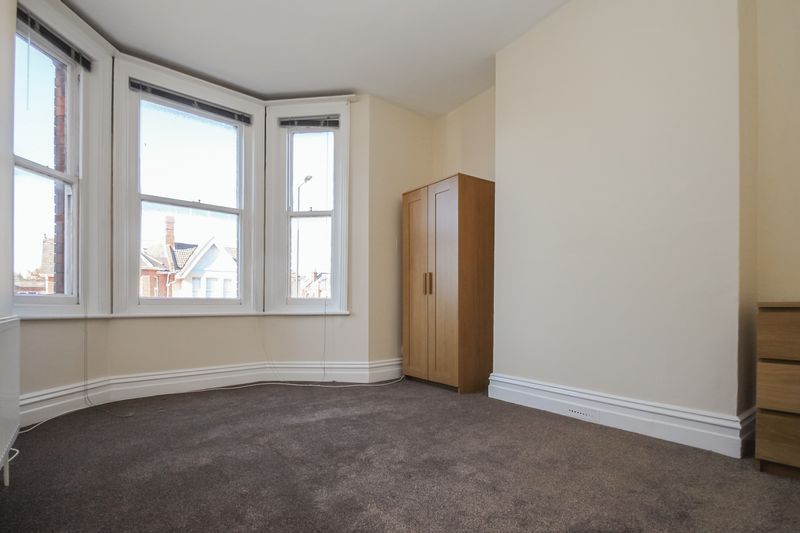 Property photo 2 of 12 Photo 5