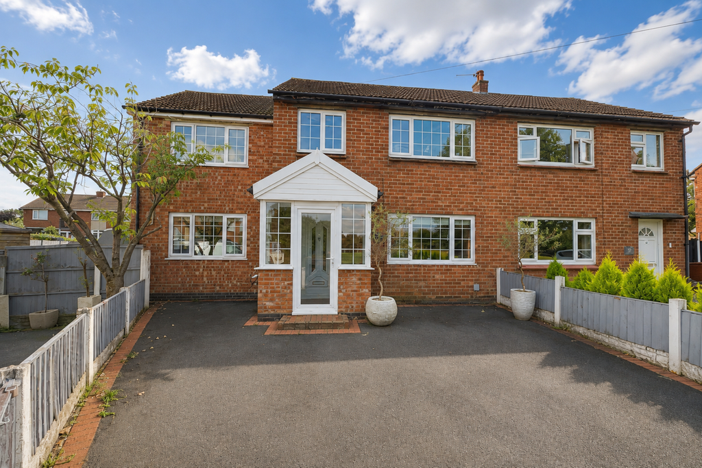 Property photo 1 of 33 2E383327-C1Fd-4070-A3Bf-D86A68B6Af0B