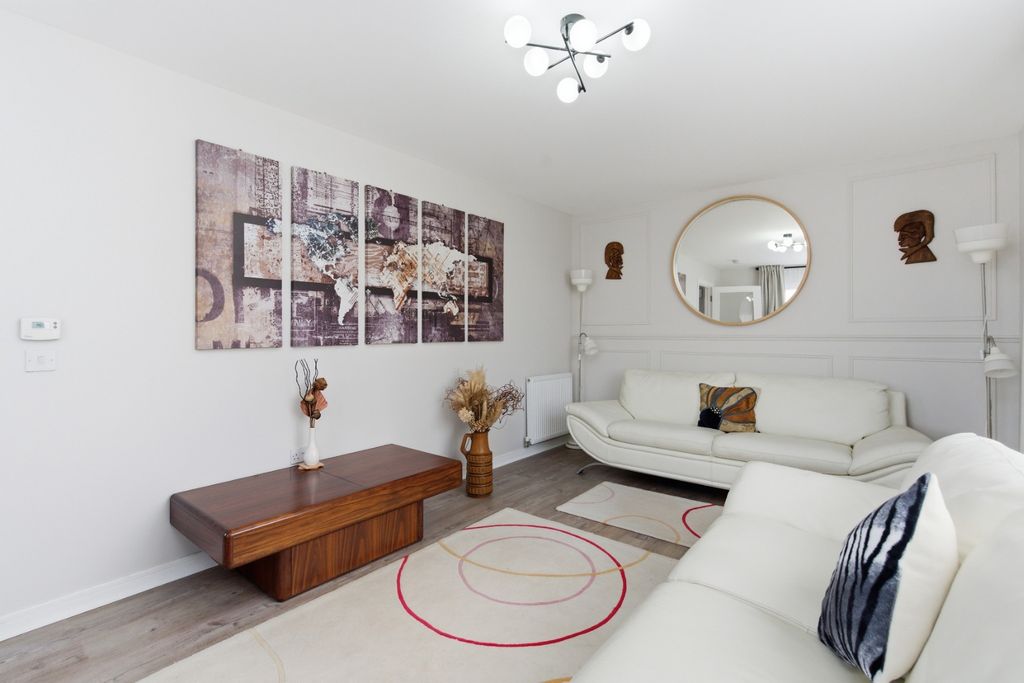 Property photo 3 of 33 5031106