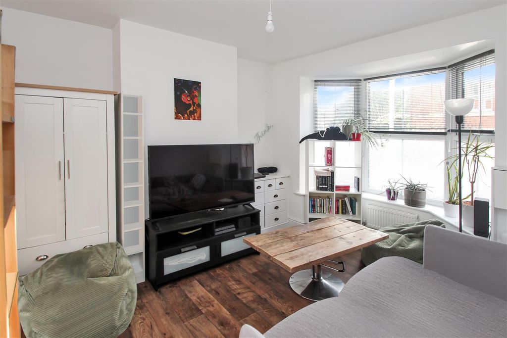 Property photo 2 of 14 Img_9701.Jpg