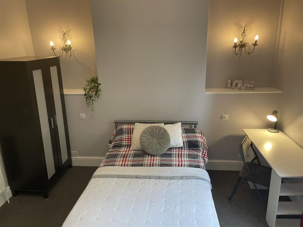 Property photo 1 of 6 Gpkp-Jklzkmgbansstr0Ag.Jpg