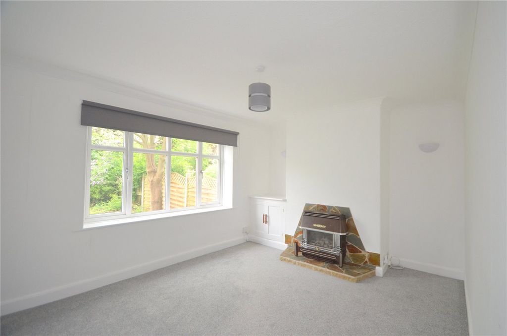 Property photo 3 of 18 Picture No. 05