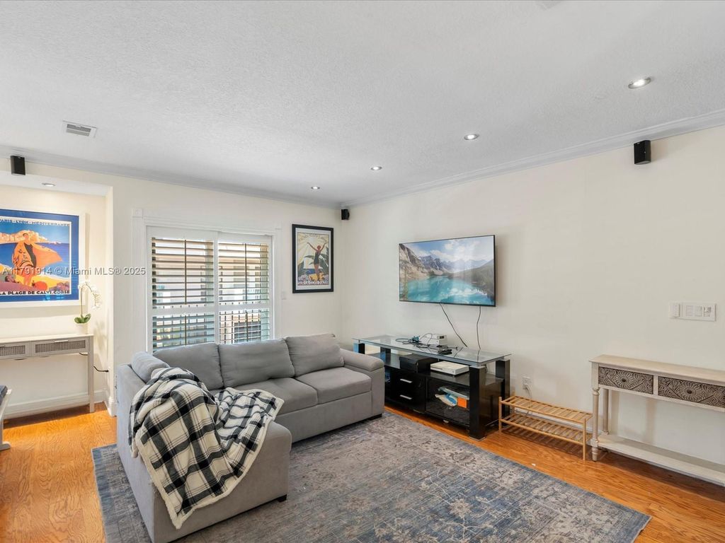 Property photo 3 of 29 <Alttext/>