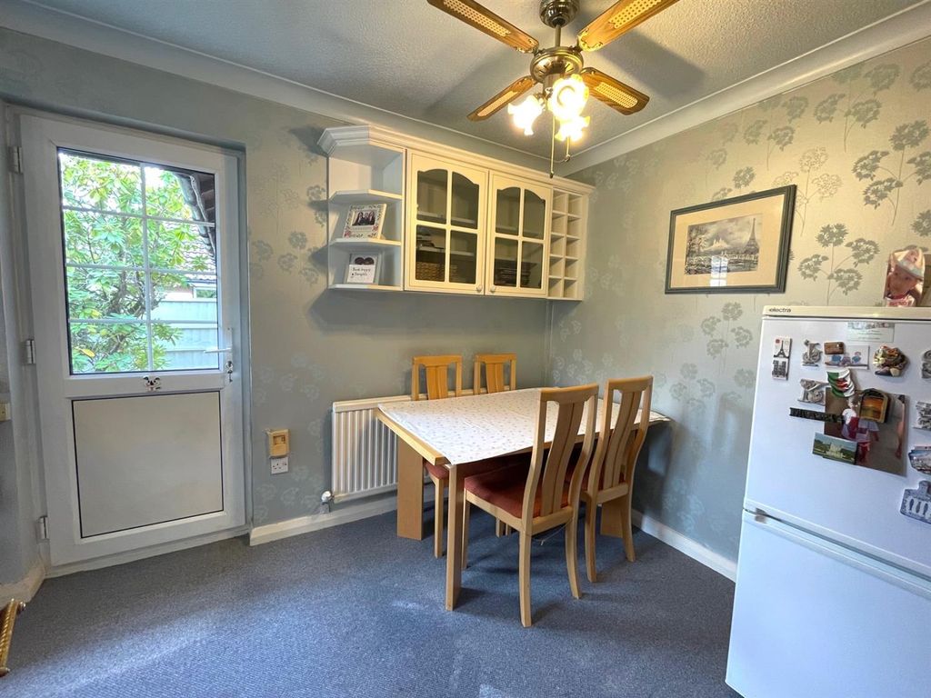 Property photo 3 of 25 c1.Jpg