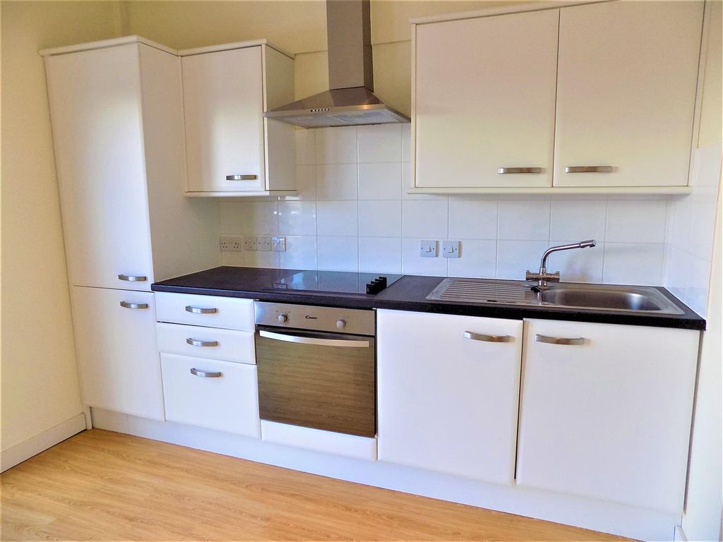 Property photo 2 of 6