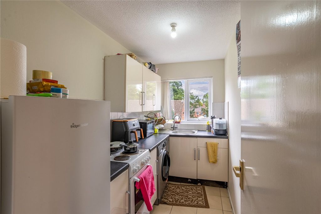 Property photo 2 of 12 Picture No. 04