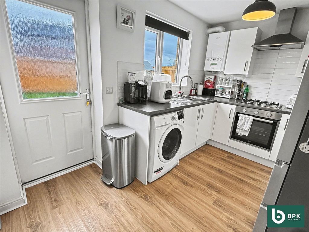 Property photo 3 of 13 Picture No. 29