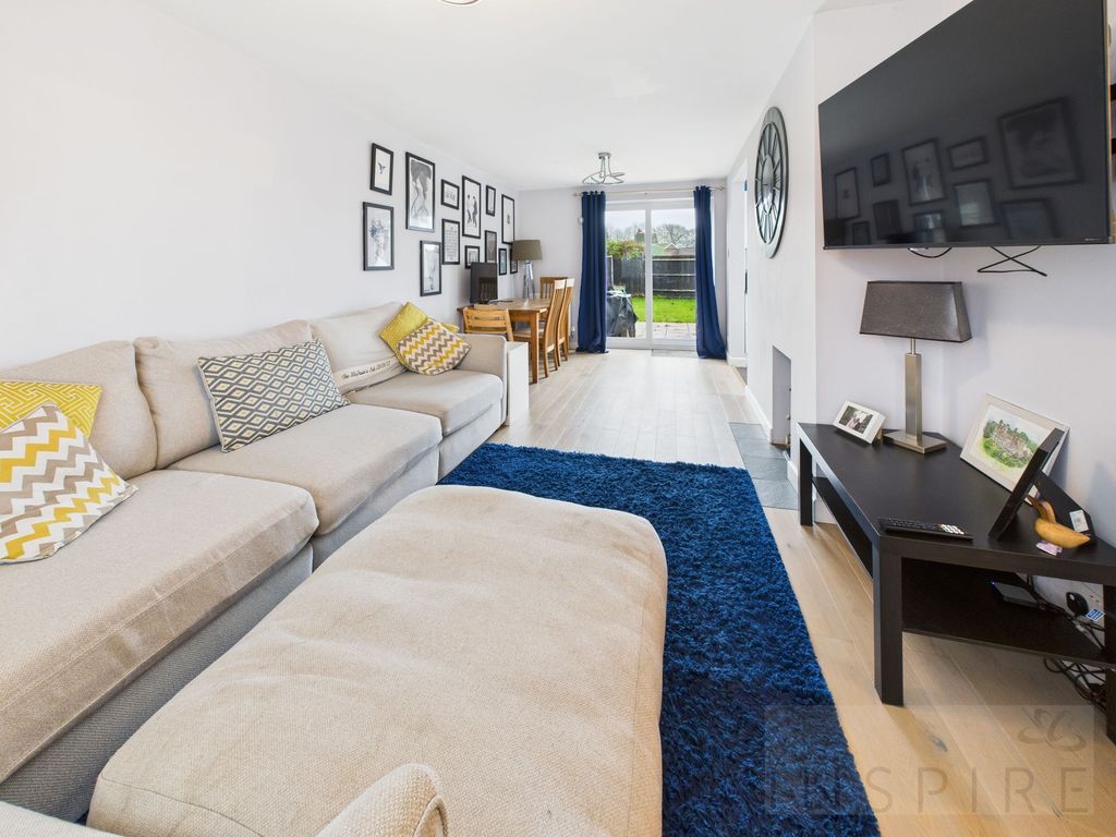 Property photo 3 of 22