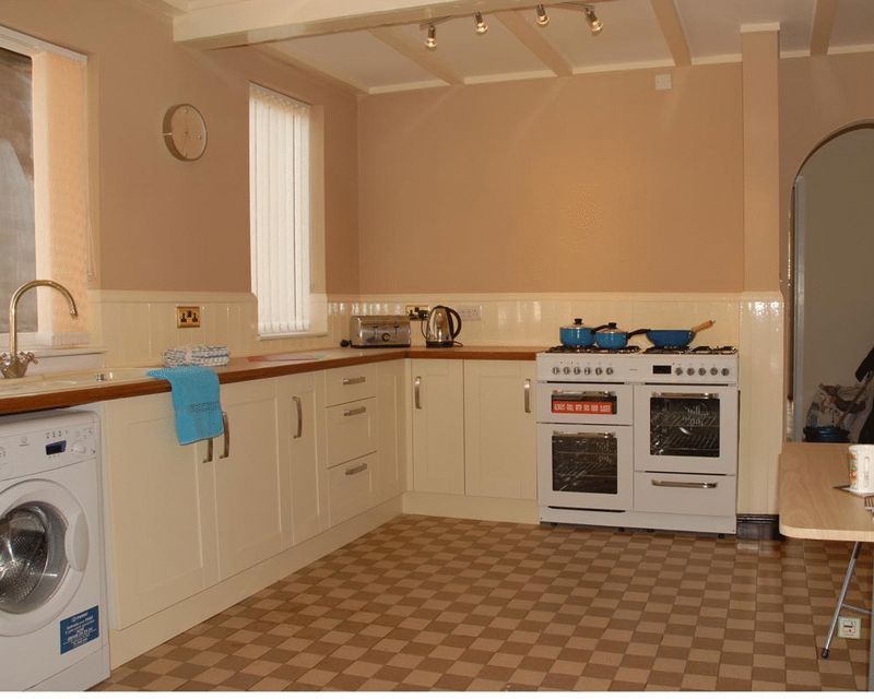 Property photo 2 of 13 Photo 7