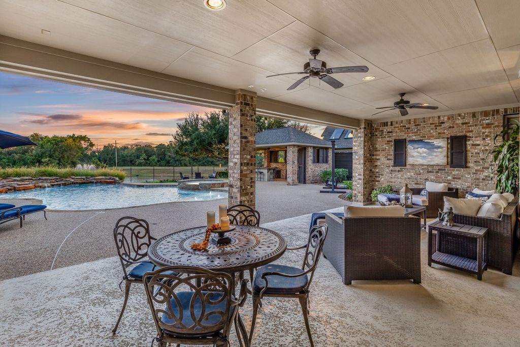 Property photo 3 of 50