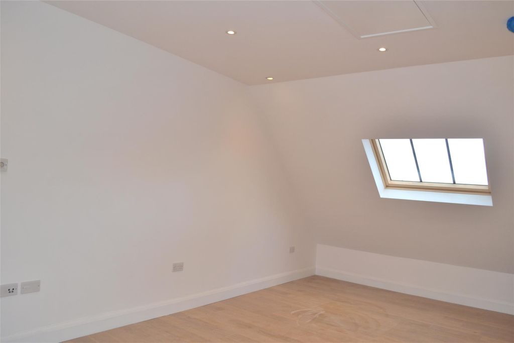 Property photo 3 of 9 Living Area