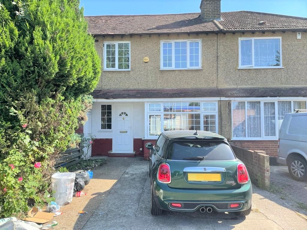 Property photo 1 of 12