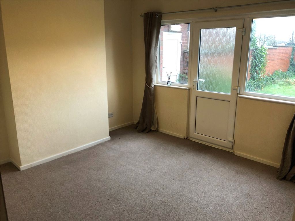 Property photo 2 of 7 Picture No. 11