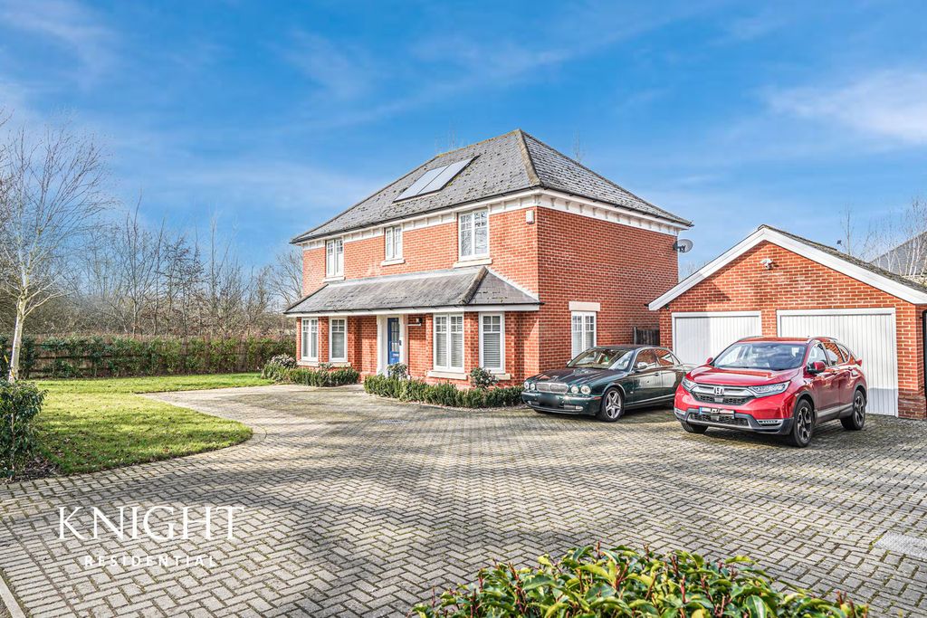 Property photo 1 of 41