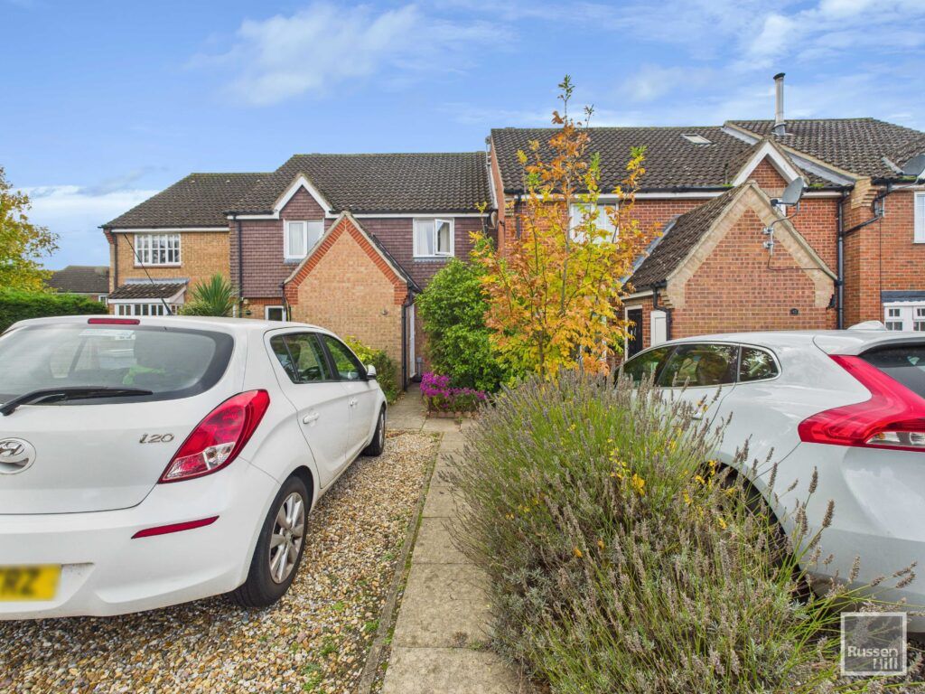 Property photo 1 of 12