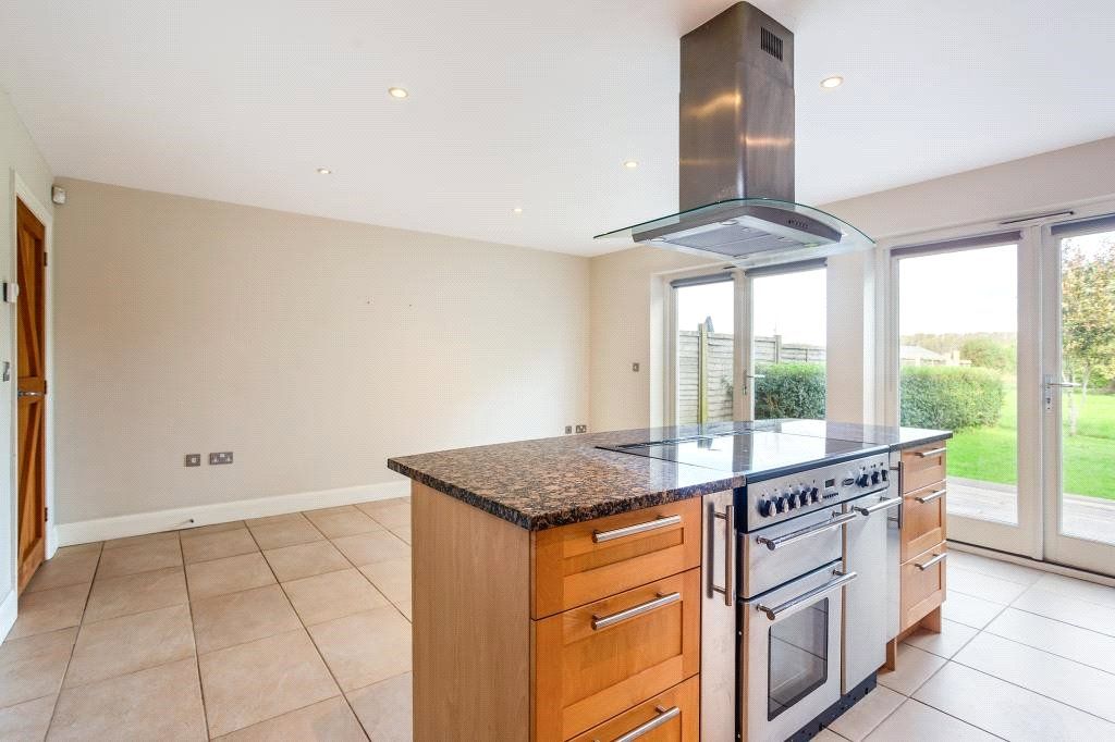 Property photo 3 of 15 Picture No. 13