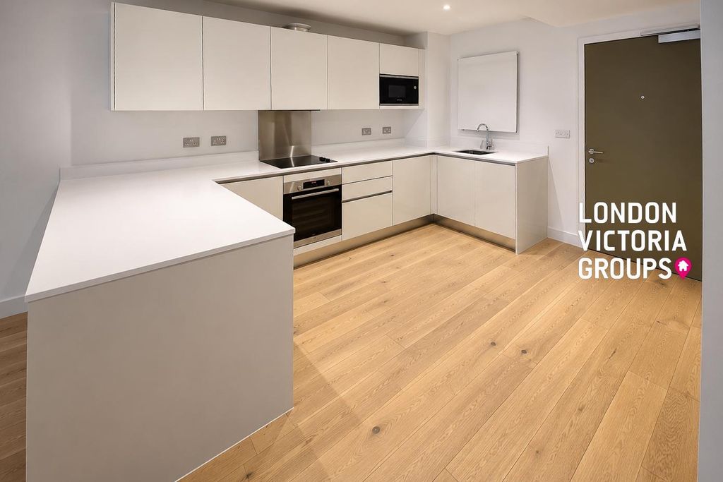 Property photo 3 of 15 1-11598.Jpg
