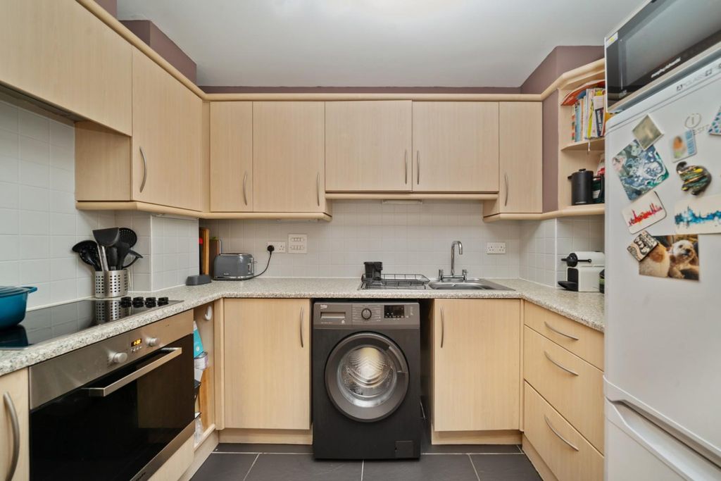 Property photo 3 of 12 Skyline Plaza 1.Jpg